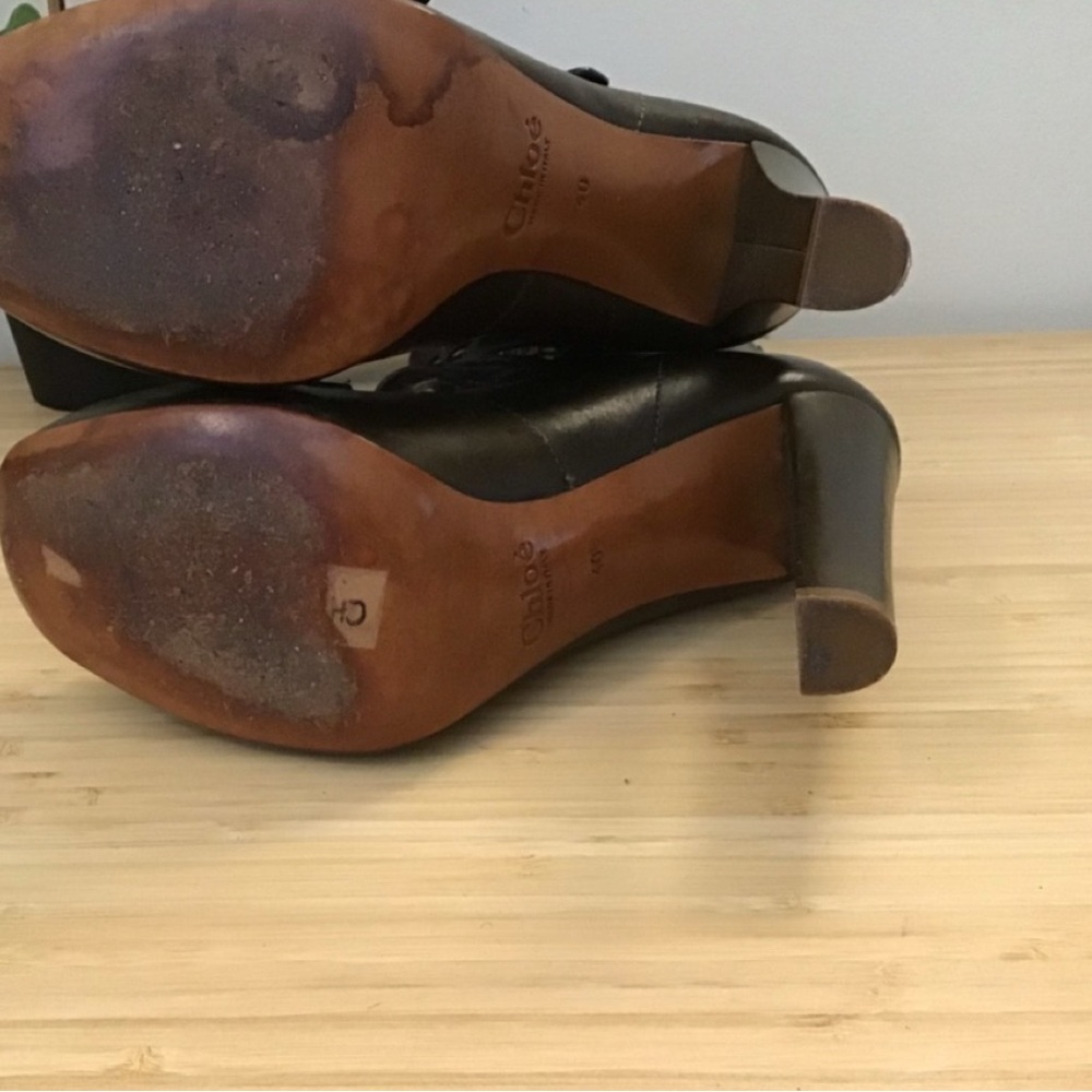 (SOLD) Multi Strap Chloe Mary Jane Heels size 39 - Picture 3 of 3